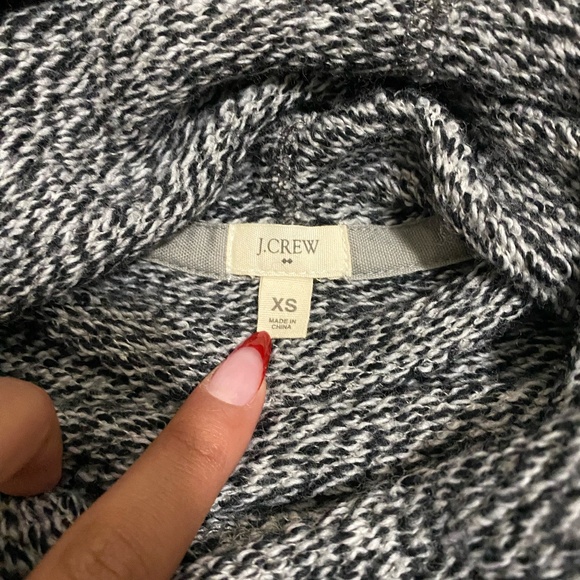 Abercrombie & Fitch Knit Turtle Neck - Picture 2 of 5